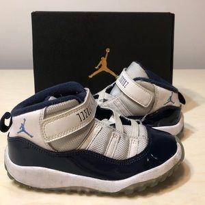 Jordan 11 Win Like 82 Size 9C Toddlers Shoes